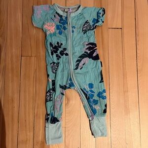 Bonds short sleeve wondersuit